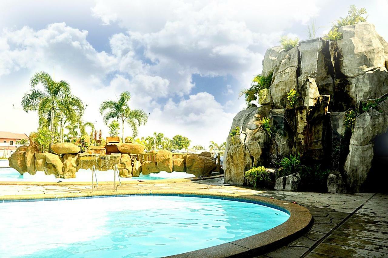Guiguinto Klir Waterpark Resort And Hotels מראה חיצוני תמונה